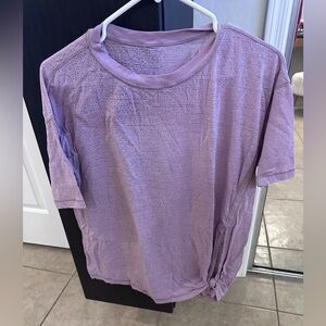 Lululemon t shirt